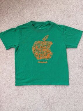 Apple Green Tee with Orange Graphic Apple Motif